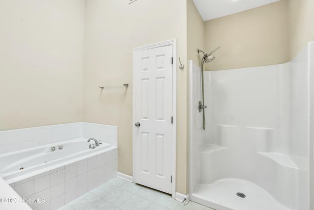 3907 River Front Place Unit 202, Wilmington, NC 28412