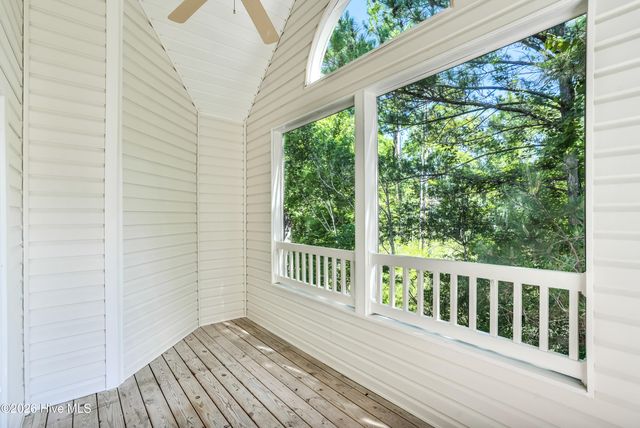 3907 River Front Place Unit 202, Wilmington, NC 28412