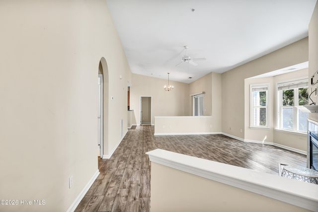 3907 River Front Place Unit 202, Wilmington, NC 28412