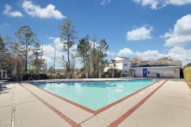 3907 River Front Place Unit 202, Wilmington, NC 28412