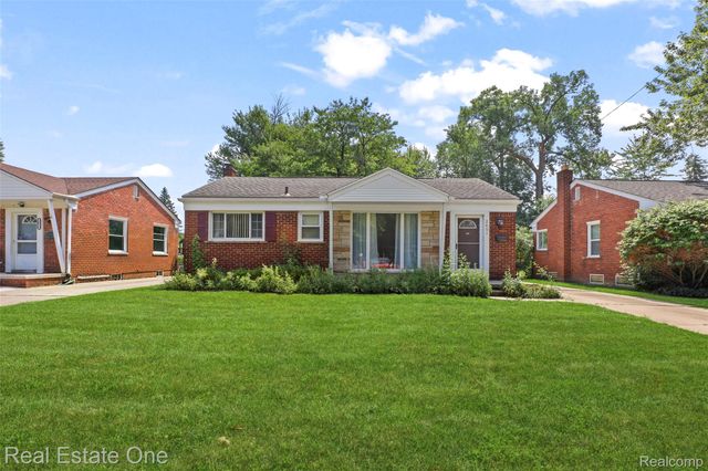 2601 Woodside Street, Dearborn, MI 48124