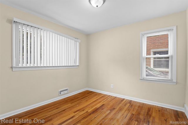 2601 Woodside Street, Dearborn, MI 48124