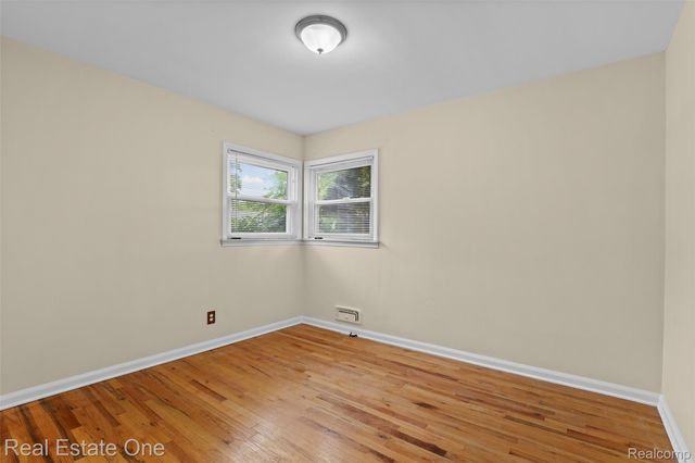 2601 Woodside Street, Dearborn, MI 48124
