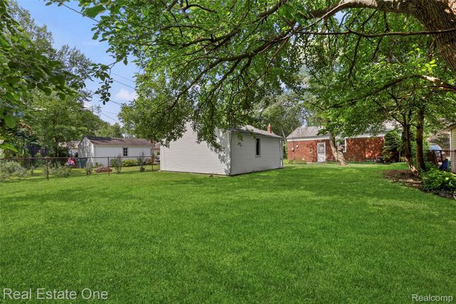 2601 Woodside Street, Dearborn, MI 48124