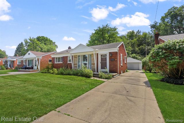 2601 Woodside Street, Dearborn, MI 48124