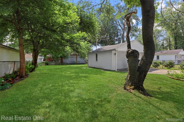 2601 Woodside Street, Dearborn, MI 48124