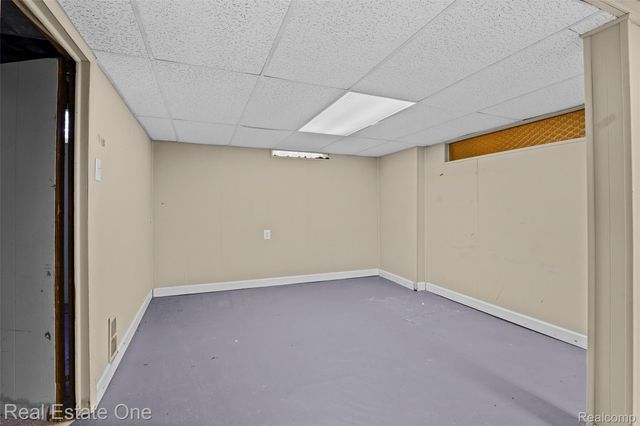 2601 Woodside Street, Dearborn, MI 48124