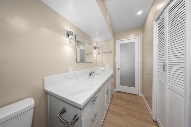 1655 E Palm Canyon Drive 205, Palm Springs, CA 92264