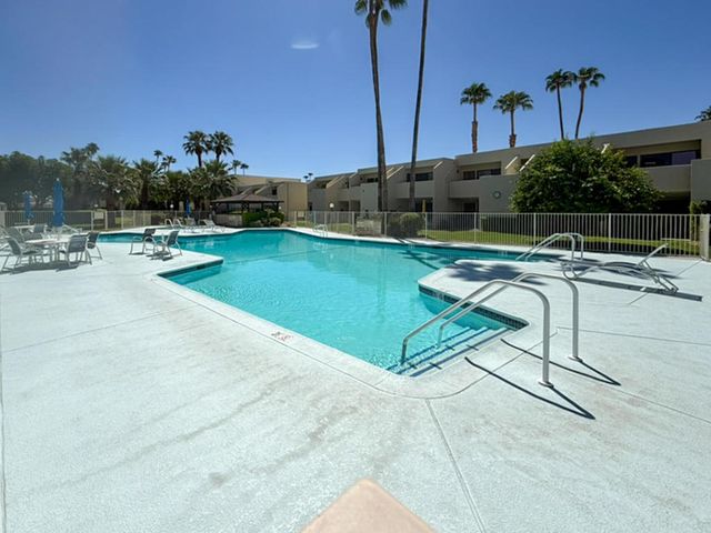 1655 E Palm Canyon Drive 205, Palm Springs, CA 92264