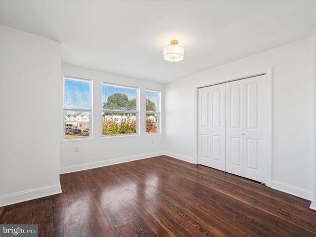 7012 W PASSYUNK AVE, Philadelphia, PA 19142