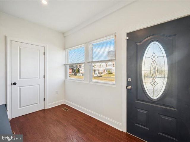 7012 W PASSYUNK AVE, Philadelphia, PA 19142