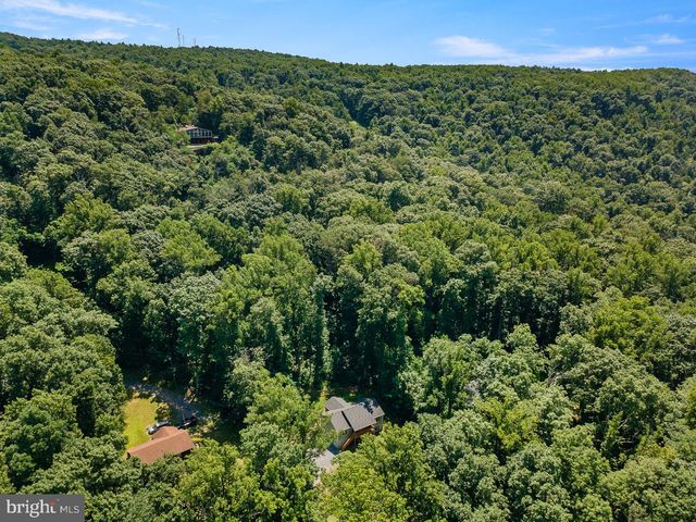 219 WOODPECKER WAY, Front Royal, VA 22630