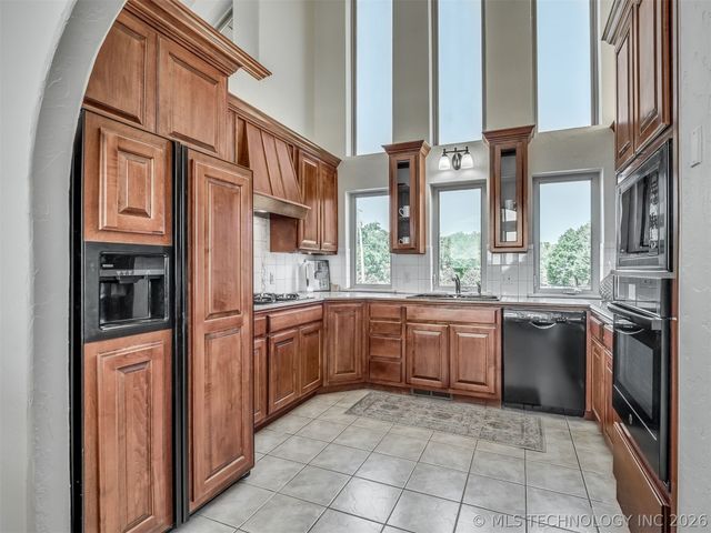 423310 E 1169 Road, Eufaula, OK 74432