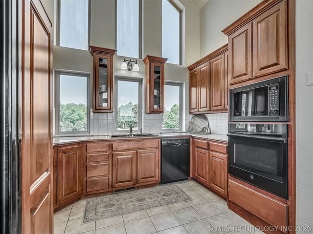 423310 E 1169 Road, Eufaula, OK 74432