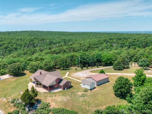 423310 E 1169 Road, Eufaula, OK 74432