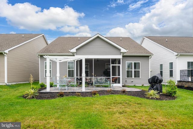 12 LINKS DR, Bridgeville, DE 19933