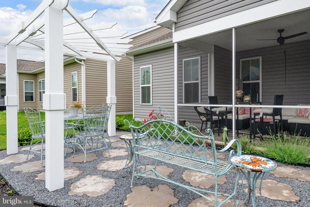 12 LINKS DR, Bridgeville, DE 19933