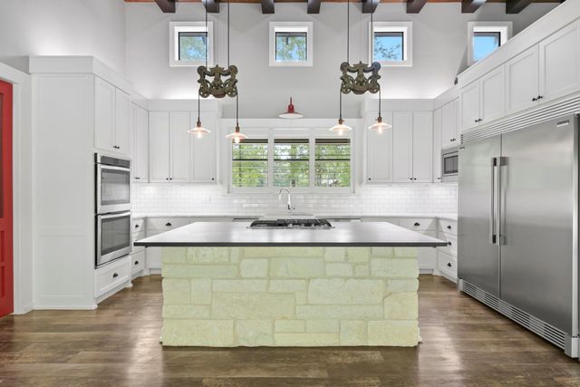 85 Plum Grove Road, New Caney, TX 77357