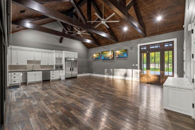 85 Plum Grove Road, New Caney, TX 77357