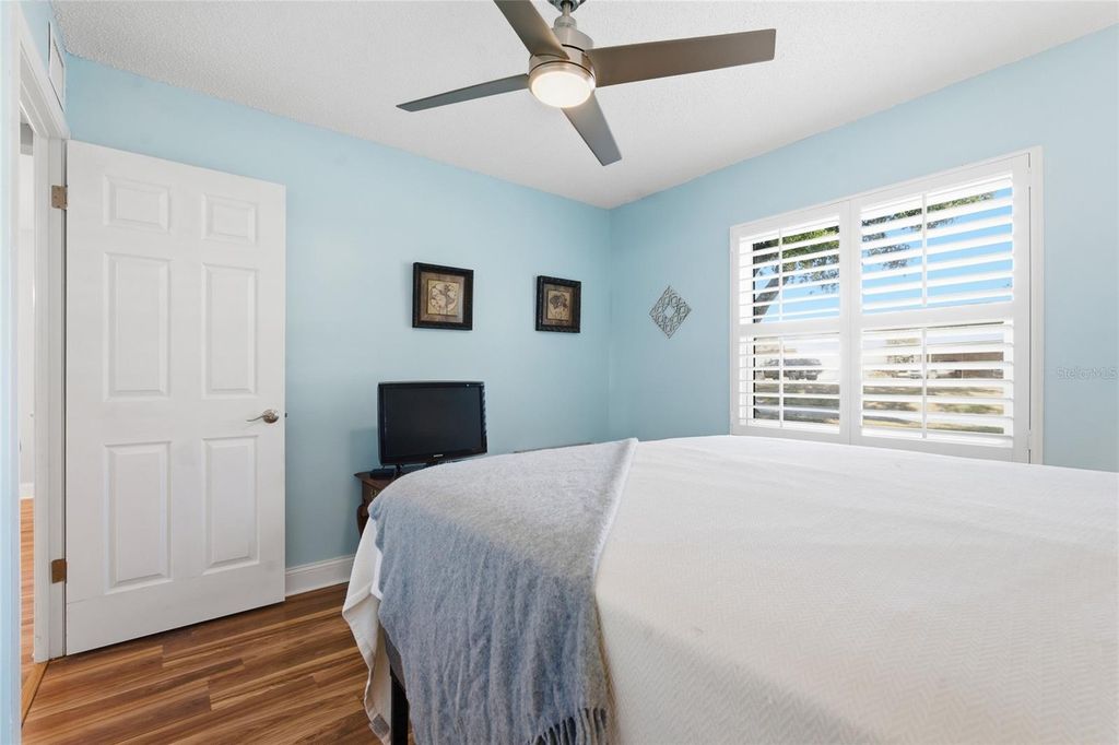 Image 15 of property listing at 2935 FEATHER DRIVE 65-D, Clearwater, FL 33759