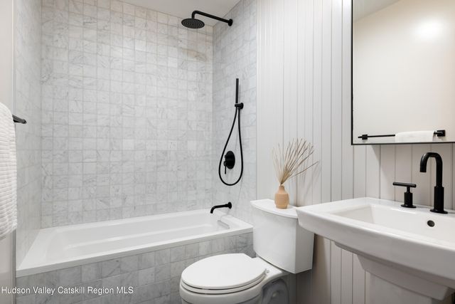 211 Hastings Court, Grahamsville, NY 12740