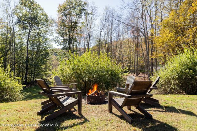 211 Hastings Court, Grahamsville, NY 12740