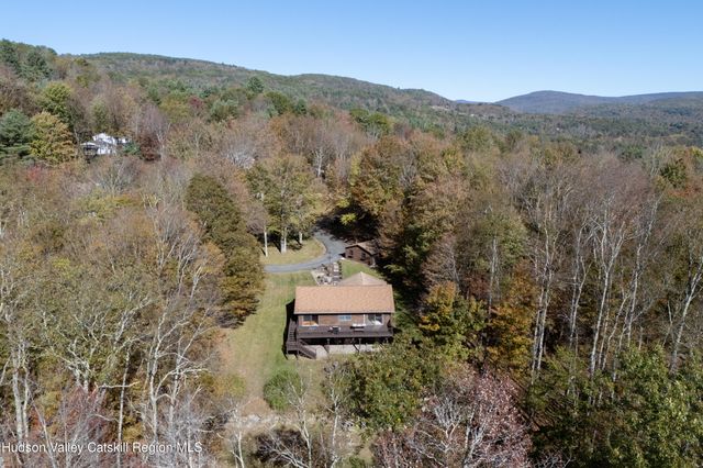 211 Hastings Court, Grahamsville, NY 12740