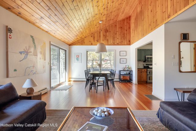 211 Hastings Court, Grahamsville, NY 12740