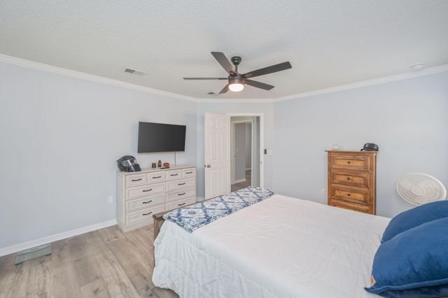 5249 Kervin Road, Crestview, FL 32539