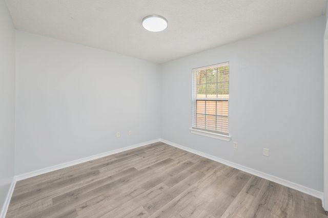 5249 Kervin Road, Crestview, FL 32539