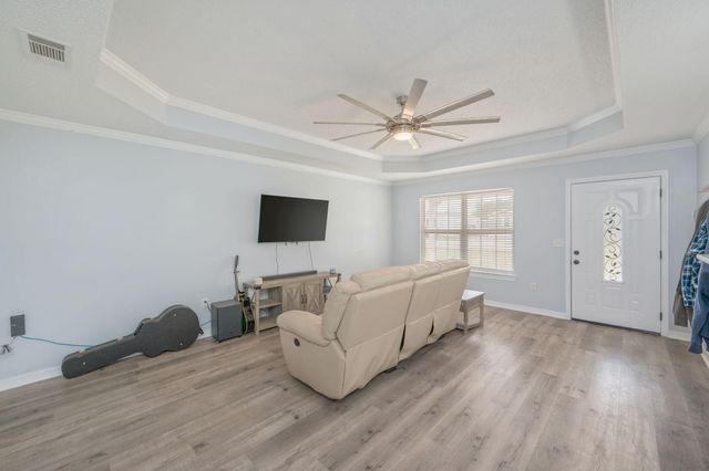 5249 Kervin Road, Crestview, FL 32539