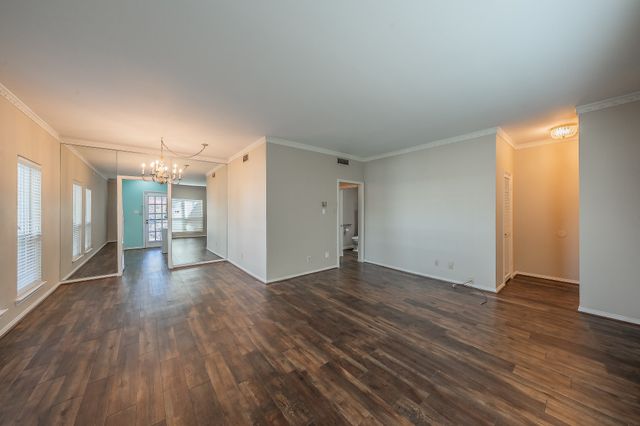 4312 Bellaire Drive S 127, Fort Worth, TX 76109