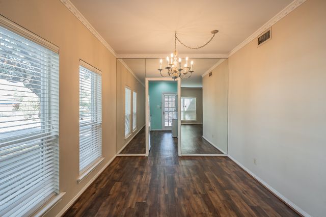 4312 Bellaire Drive S 127, Fort Worth, TX 76109