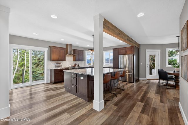 908 W HARBOR VIEW DR, Coeur D'alene, ID 83814