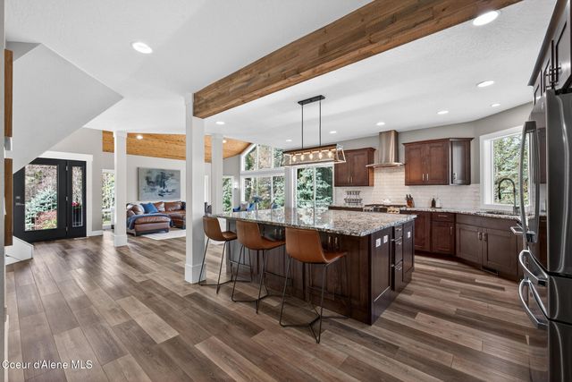 908 W HARBOR VIEW DR, Coeur D'alene, ID 83814