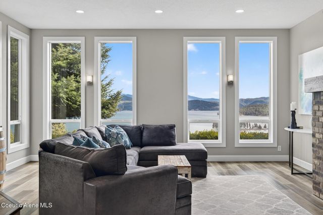 908 W HARBOR VIEW DR, Coeur D'alene, ID 83814