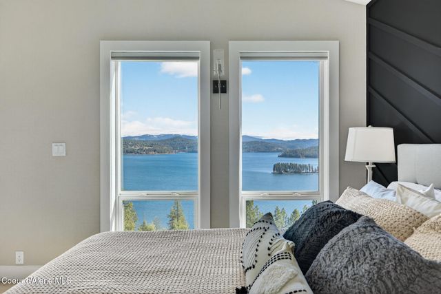 908 W HARBOR VIEW DR, Coeur D'alene, ID 83814