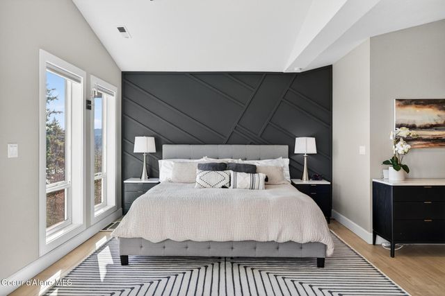 908 W HARBOR VIEW DR, Coeur D'alene, ID 83814