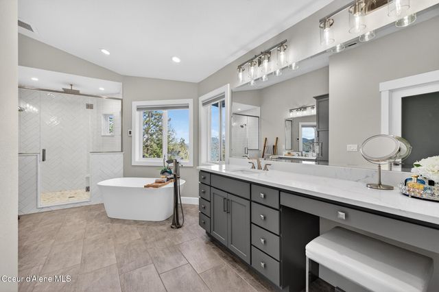 908 W HARBOR VIEW DR, Coeur D'alene, ID 83814