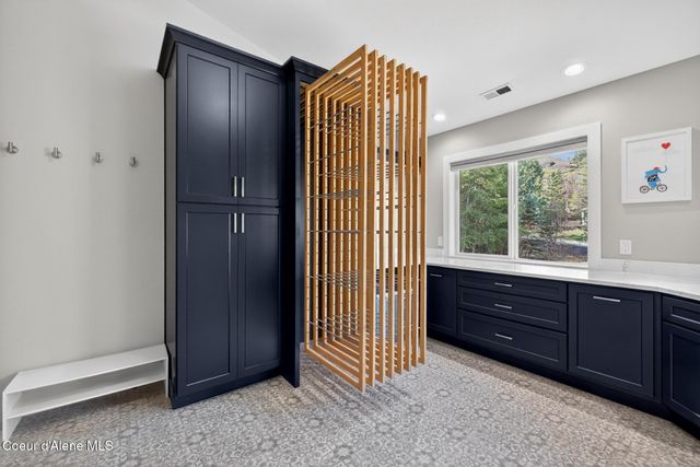 908 W HARBOR VIEW DR, Coeur D'alene, ID 83814