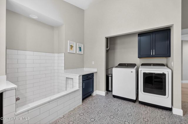 908 W HARBOR VIEW DR, Coeur D'alene, ID 83814