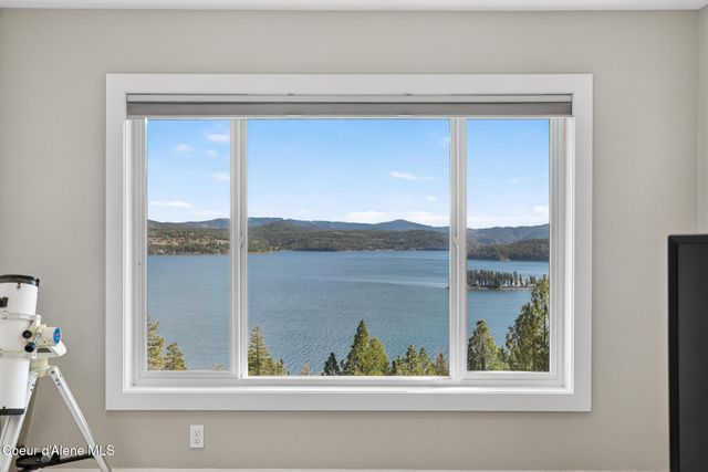 908 W HARBOR VIEW DR, Coeur D'alene, ID 83814