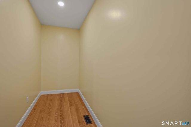 290 Gardner Street, Manchester, CT 06040