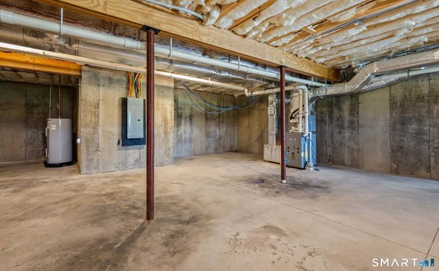 290 Gardner Street, Manchester, CT 06040