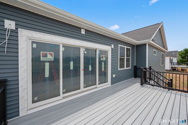 290 Gardner Street, Manchester, CT 06040