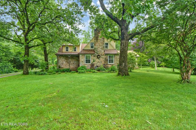 642 Pigeon Ridge Rd, Crossville, TN 38555