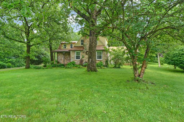642 Pigeon Ridge Rd, Crossville, TN 38555