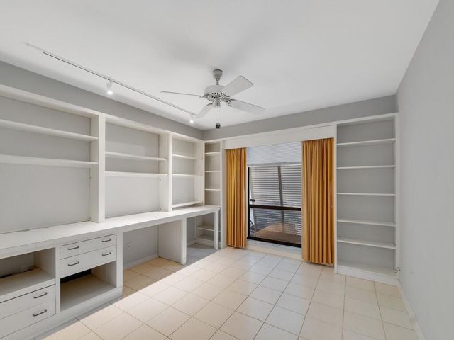1070 47th Avenue SW, Vero Beach, FL 32968