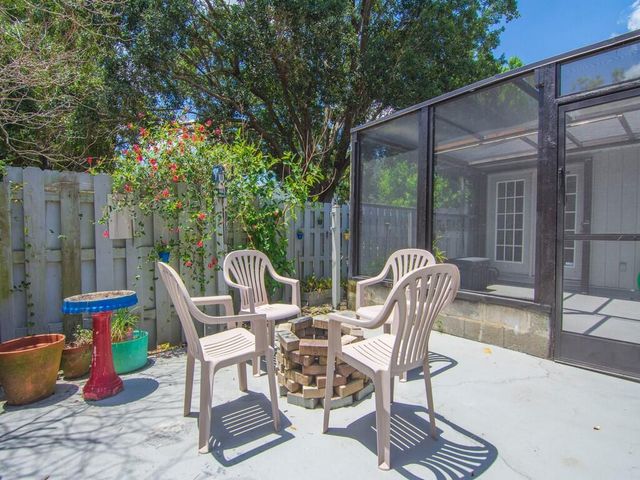 1070 47th Avenue SW, Vero Beach, FL 32968
