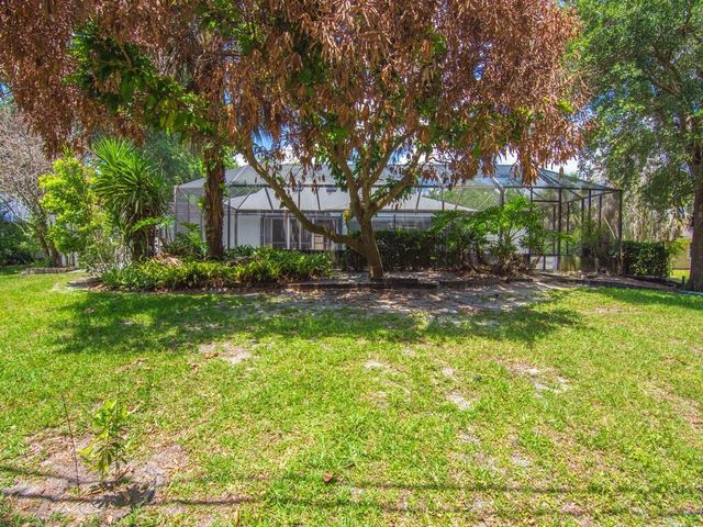 1070 47th Avenue SW, Vero Beach, FL 32968